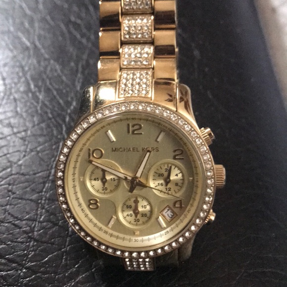 Micheal kors watch ? main image 4